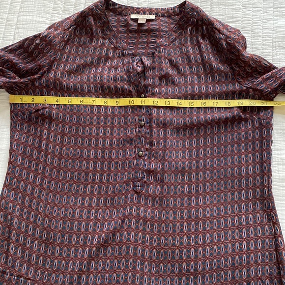 ROZ & ALI Long Sleeve Burgundy and Navy Blouse - Picture 7 of 15